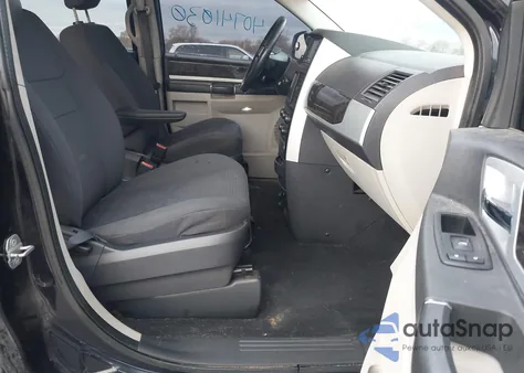 2010 Dodge Grand Caravan Sxt from USA, damaged, VIN 2D4RN5D18AR143751